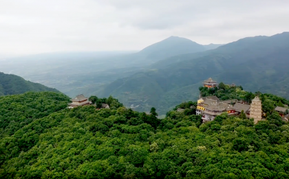 航拍甘肅崆峒山，被譽(yù)為中華道教第一山